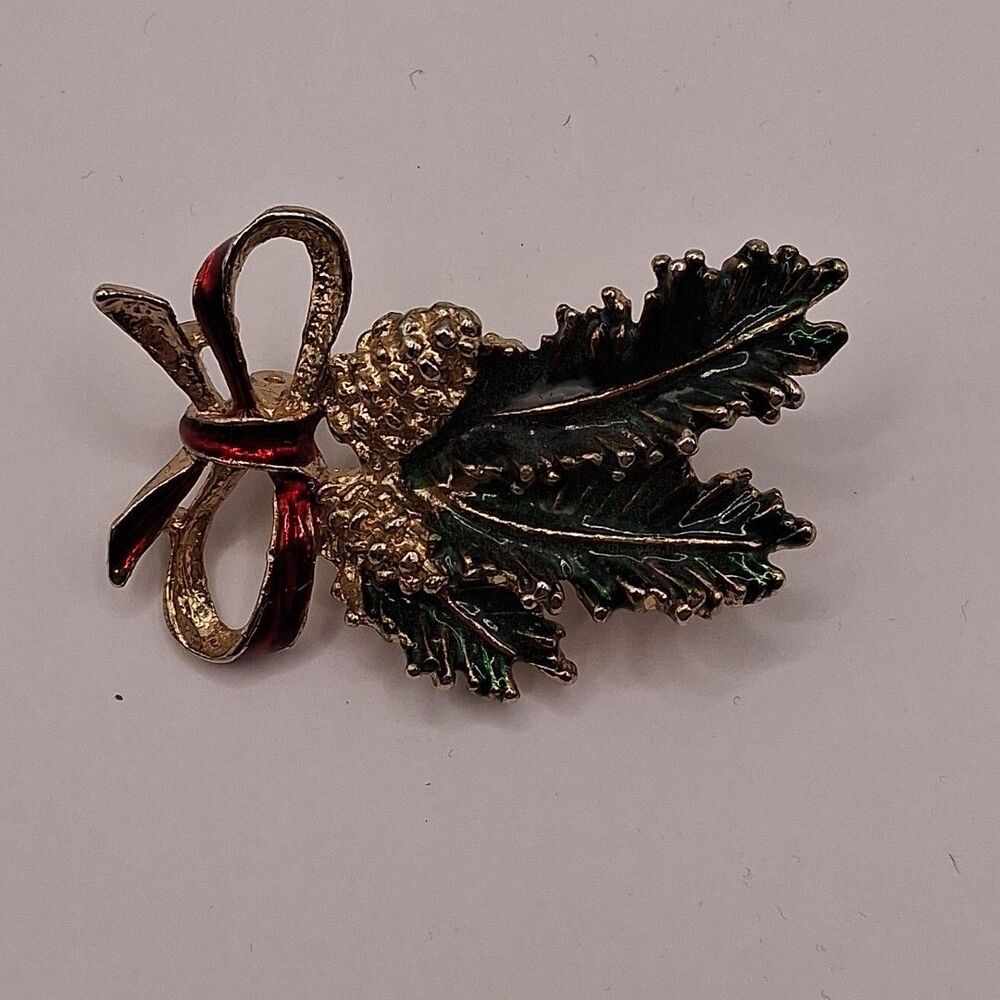 Gerry’s vintage gold tone red & green enamel Christmas brooch pin pinecones bow